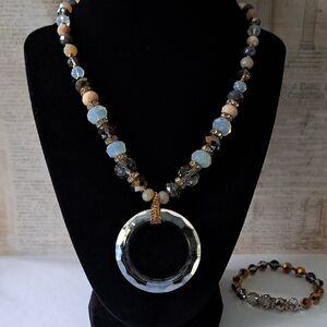 Viceroy Glass Beaded Necklace and Bracelet Set